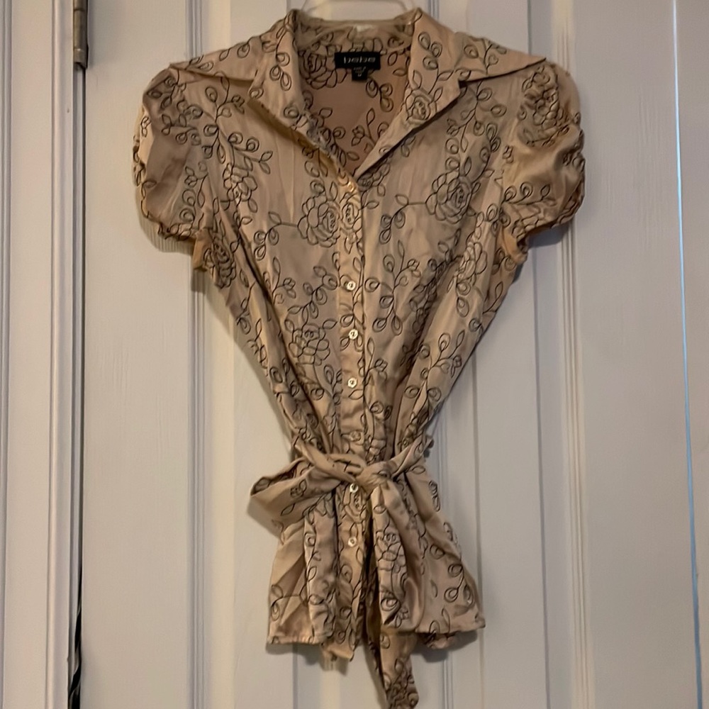 Women's or Juniors blouse